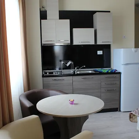 Brilliant 아파트호텔